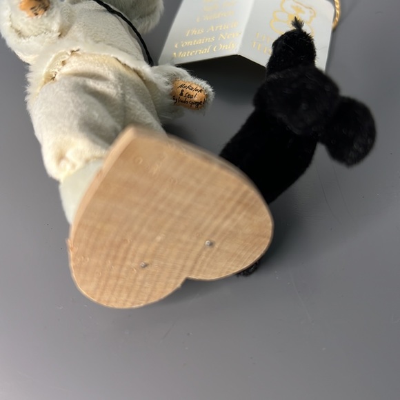 Little Gems Teddy Bears miniature Handmade Bear - Mukaluk and Seal - Picture 10 of 12